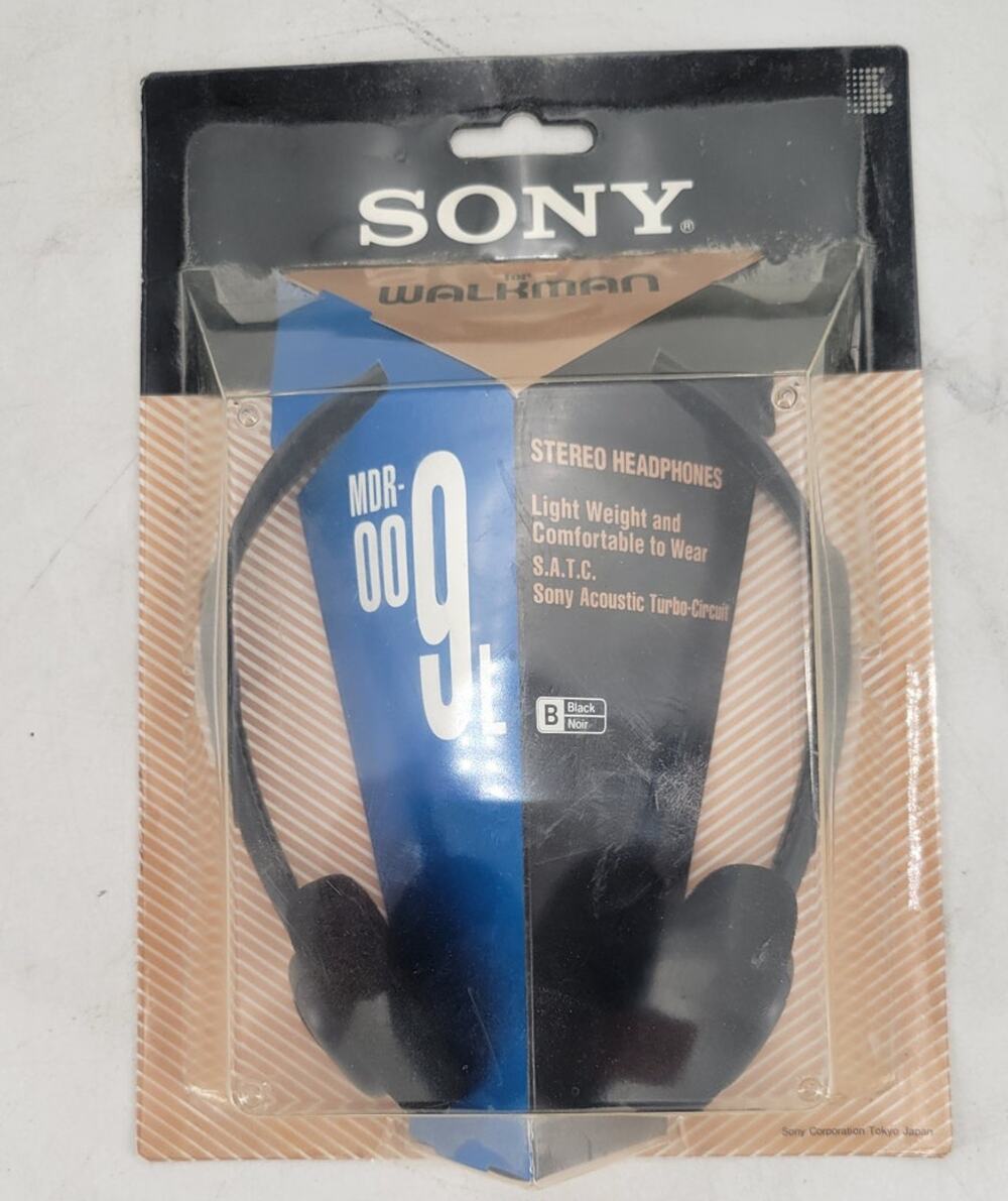 NIB Sony Headphones MDR-009L